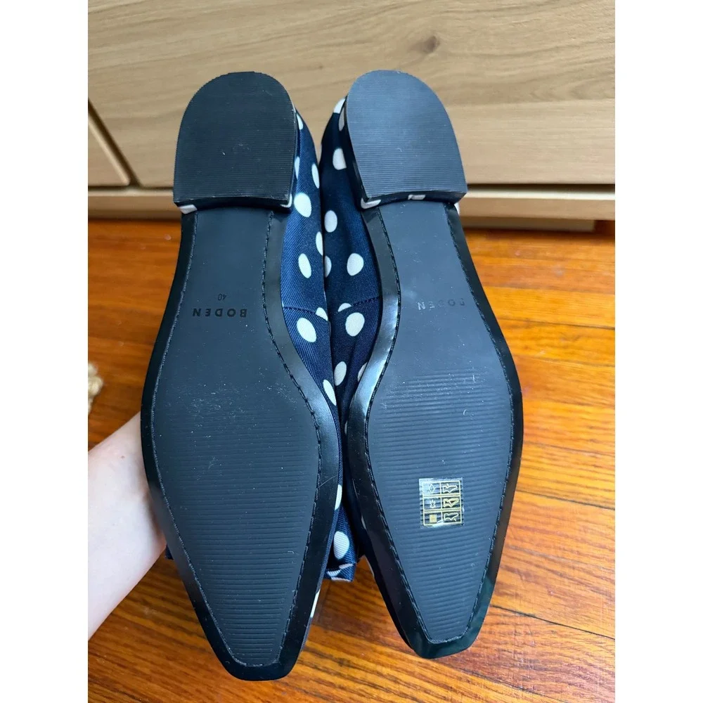 Boden Chisel Toe Navy White Polka Dot Bow Pointed Toe Flats A1946 40 - Picture 8 of 8